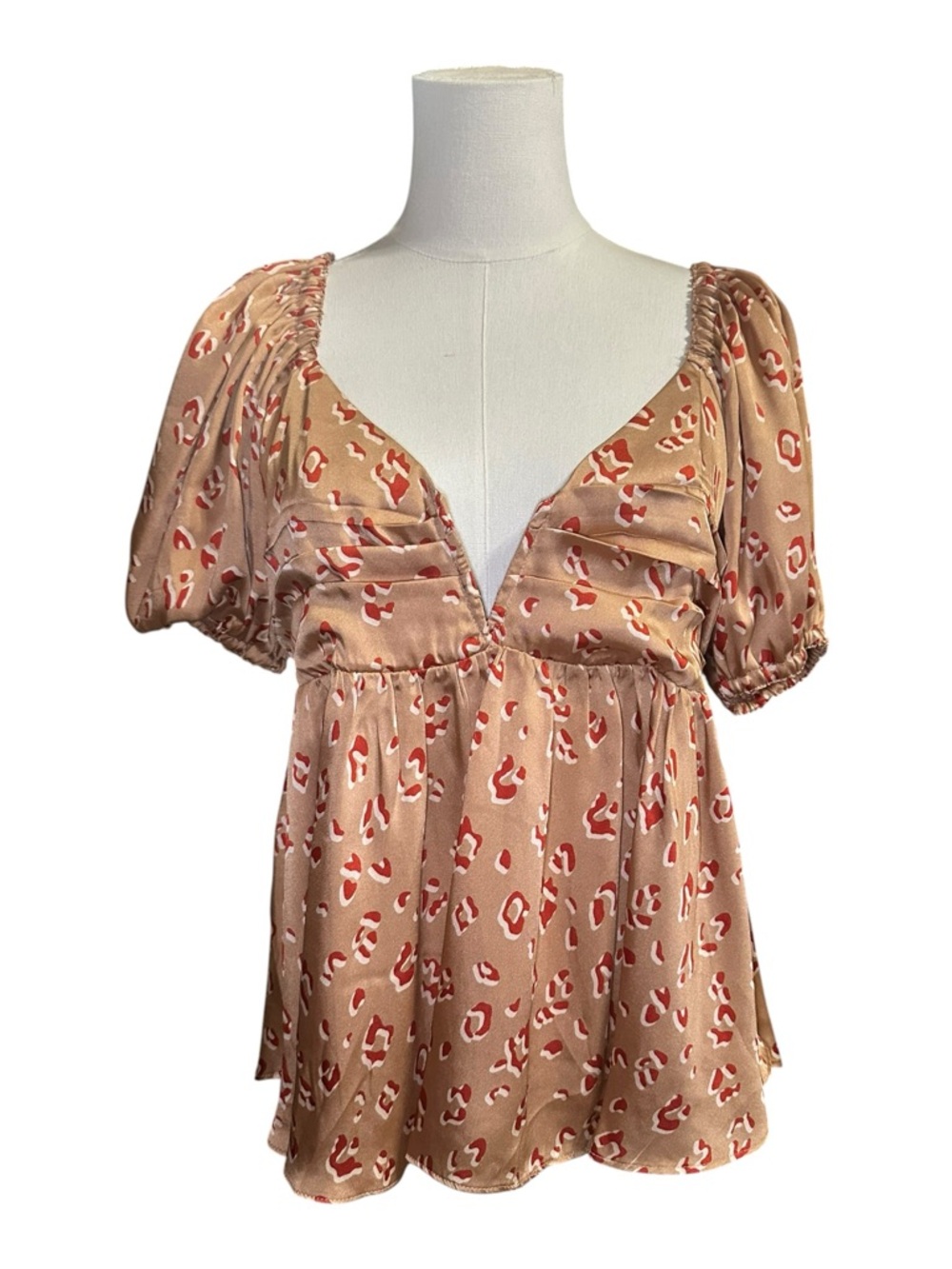 entro Animal Print Peplum Top - Picture 3 of 8